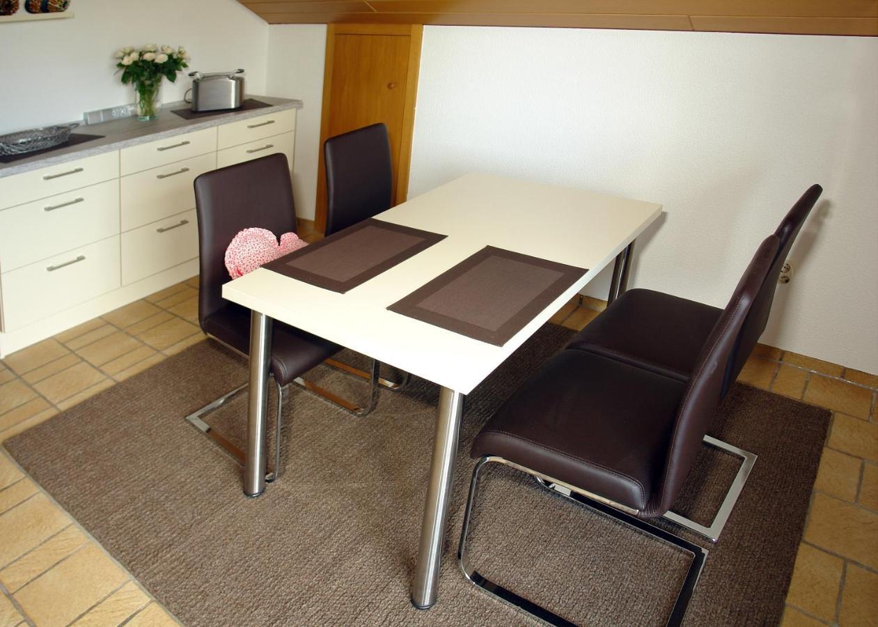 Nickel Haus Apartment Edenkoben Bagian luar foto