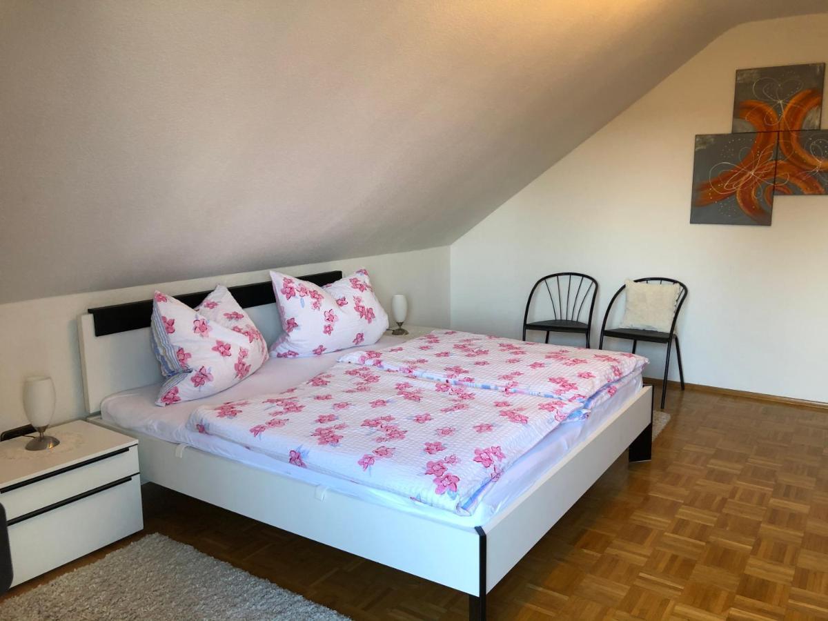 Nickel Haus Apartment Edenkoben Bagian luar foto